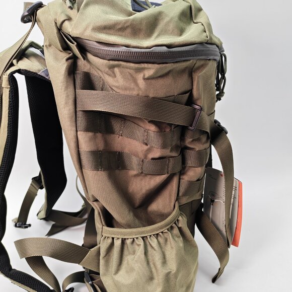 Pre-owned Mystery Ranch 2-Day Assault 27L Daypack - Picture 6 of 9
